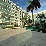 Morros 922, 1 alcoba con salida a la playa